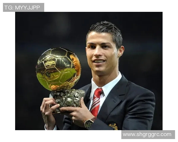 历史十大球星聚焦经典足球阵容重塑传奇球场荣耀 历史十大球星聚焦经典足球阵容重塑传奇球场荣耀