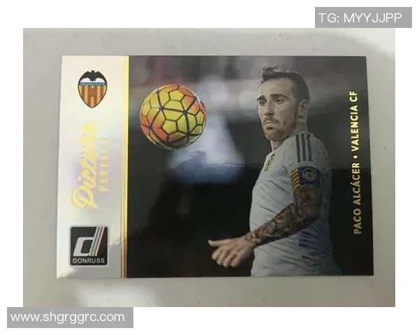 帕尼尼足球球星卡保护套专业防护设计助力卡片收藏保值与保存