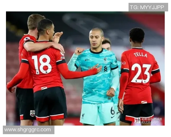 辽足球星突遭不幸离世 引发全国球迷深切悼念与思考